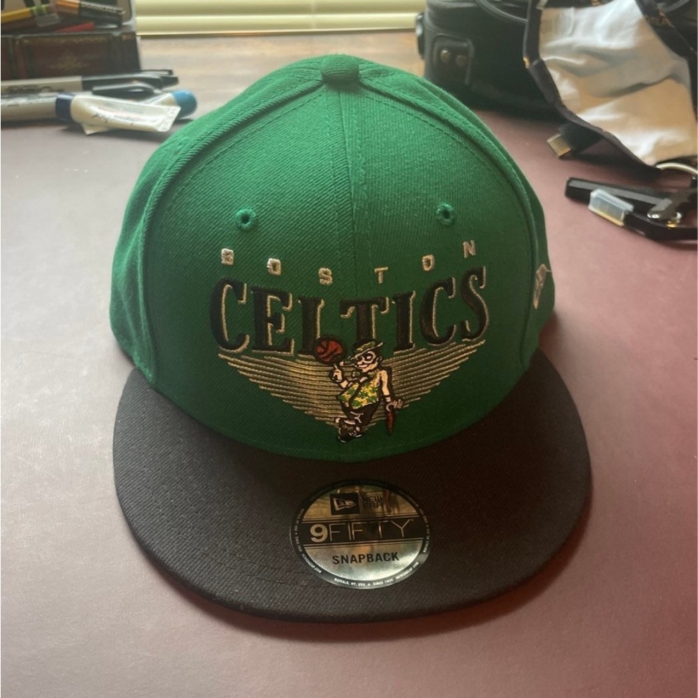 Boston Celtics snap back hat